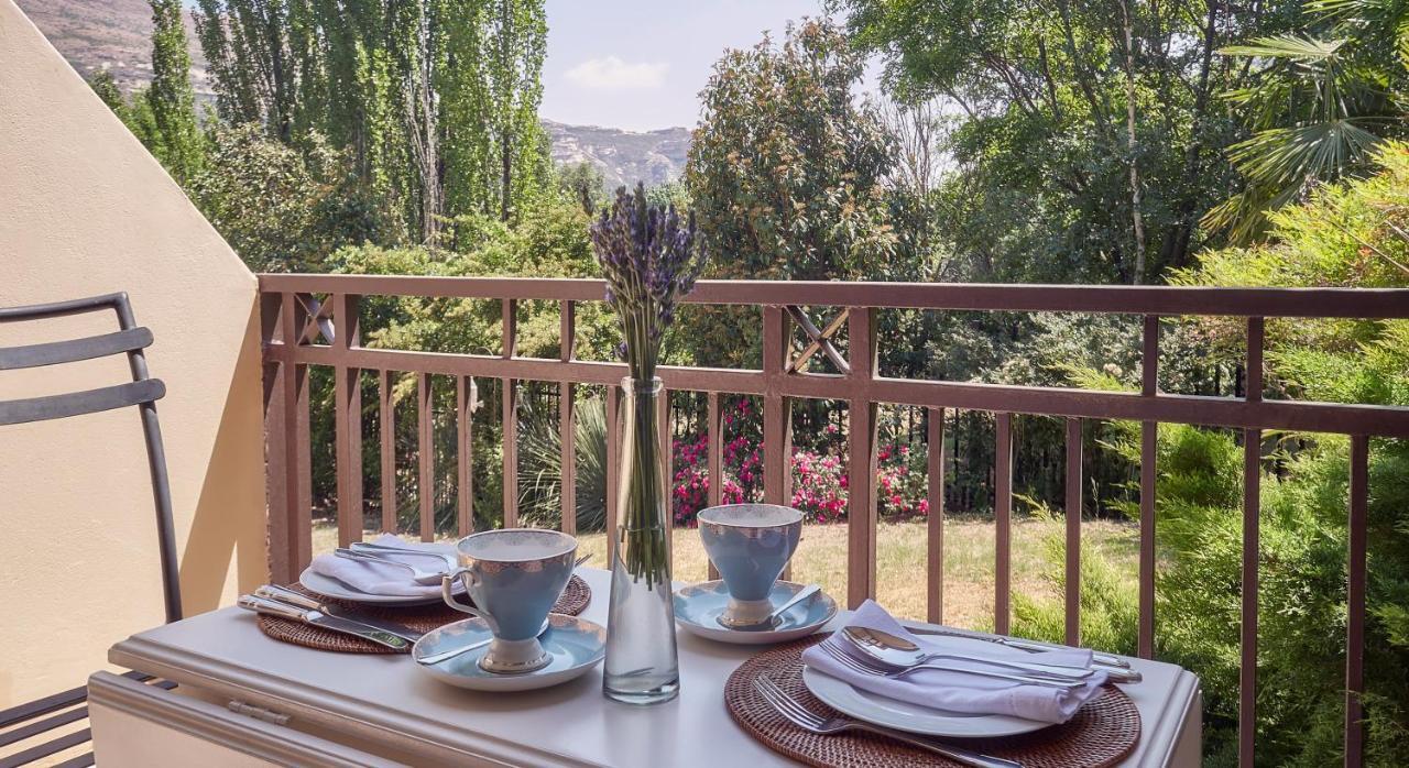 Upper House Guesthouse Кларенс Екстер'єр фото